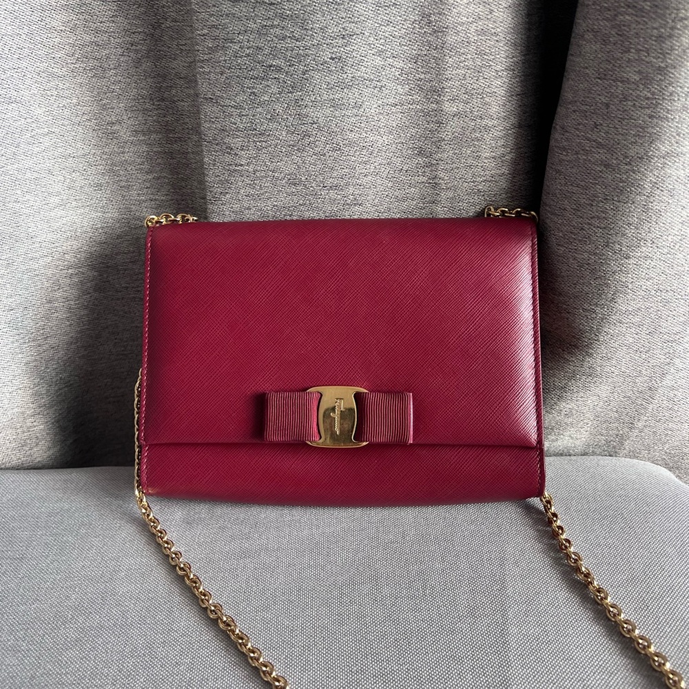 Salvatore Ferragamo Burgundy Crossbody Bag with Gold Chain - Picture 1 of 12